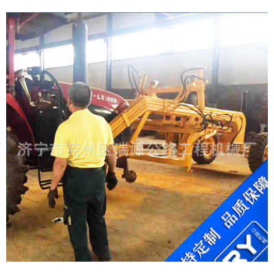 【平地機(jī)】小型平地機(jī)拖拉機(jī)改裝刮平機(jī)工程小型平地機(jī)拖式平地機(jī)