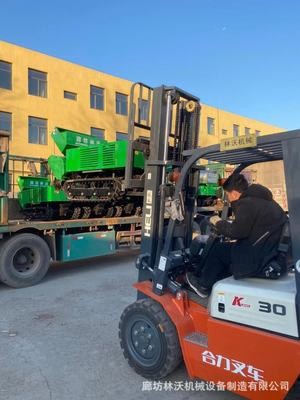 履帶式旋耕機多功能農(nóng)用大棚果園田園管理開溝機乘坐式柴油微耕機