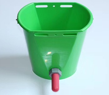 犢牛用品去勢器去勢環(huán)斷尾夾奶瓶奶嘴奶桶呼吸泵灌服器馬甲胃管