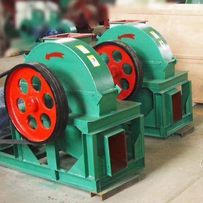 木材樹枝竹子移動破碎機 秸稈木頭碎木機 藥材刨花機