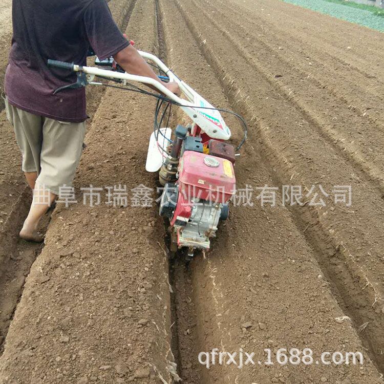 帶電啟動柴油開溝機