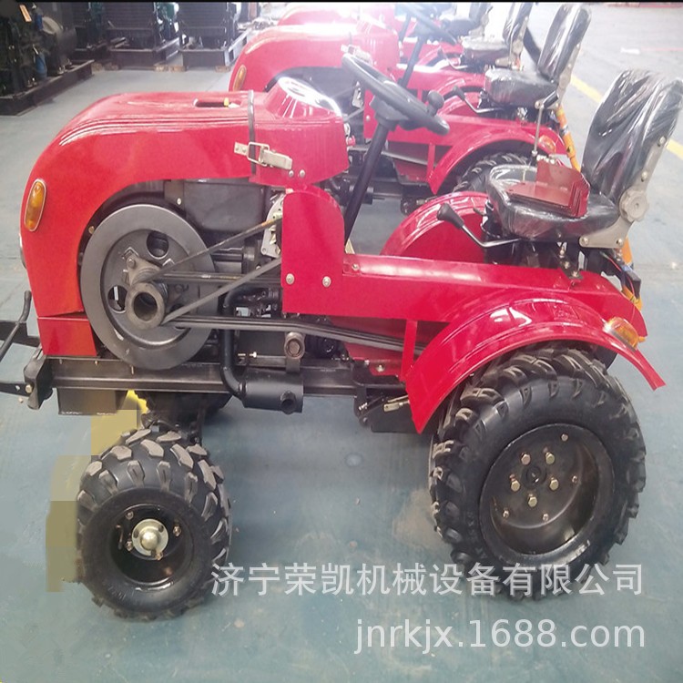 農(nóng)場小四輪旋耕機(jī)12迷你拖拉機(jī)犁地松土除草拖拉機(jī)二驅(qū)單缸拖拉機(jī)