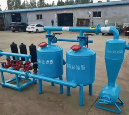 施肥機(jī)價(jià)格水肥機(jī)廠家沁科源滴灌管安裝