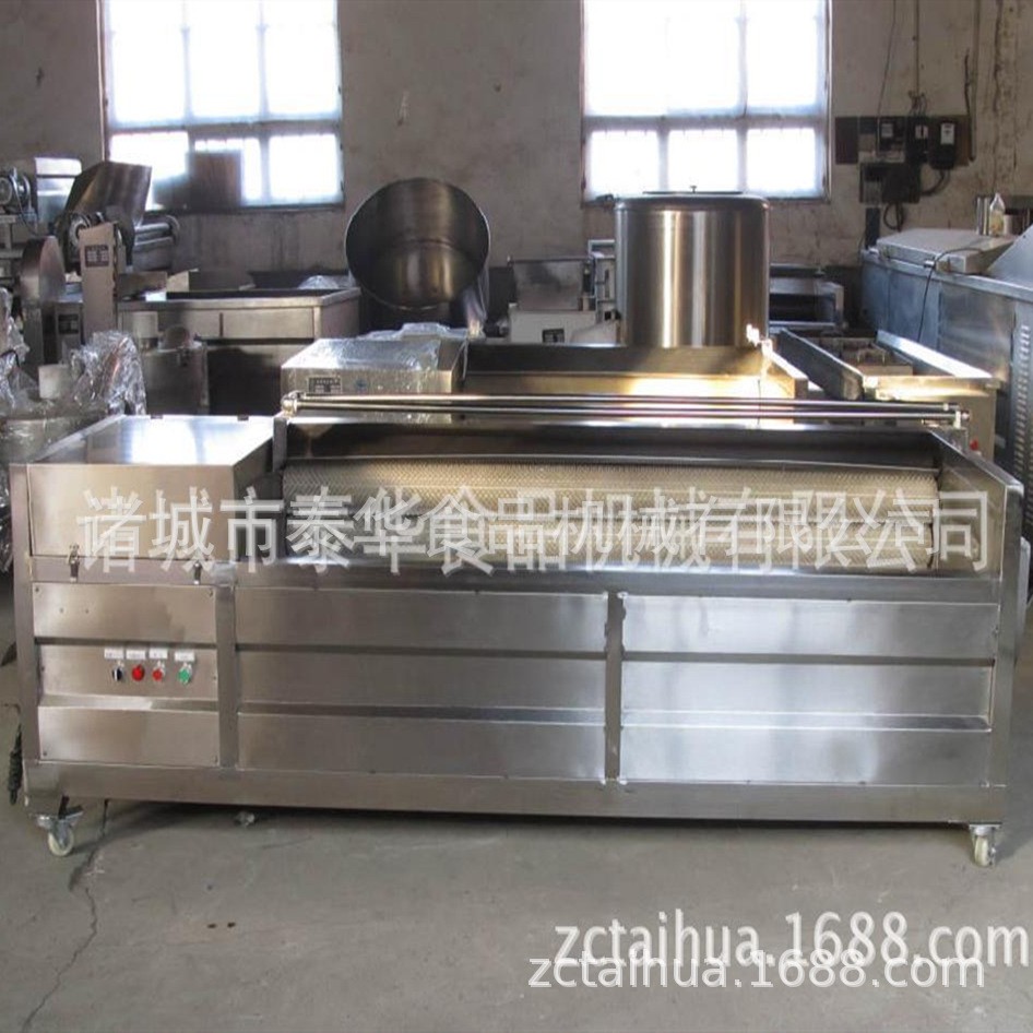 蔬菜清洗設(shè)備土豆毛刷清洗機(jī) 土豆去皮機(jī) 小型毛滾清潔去泥清洗機(jī)