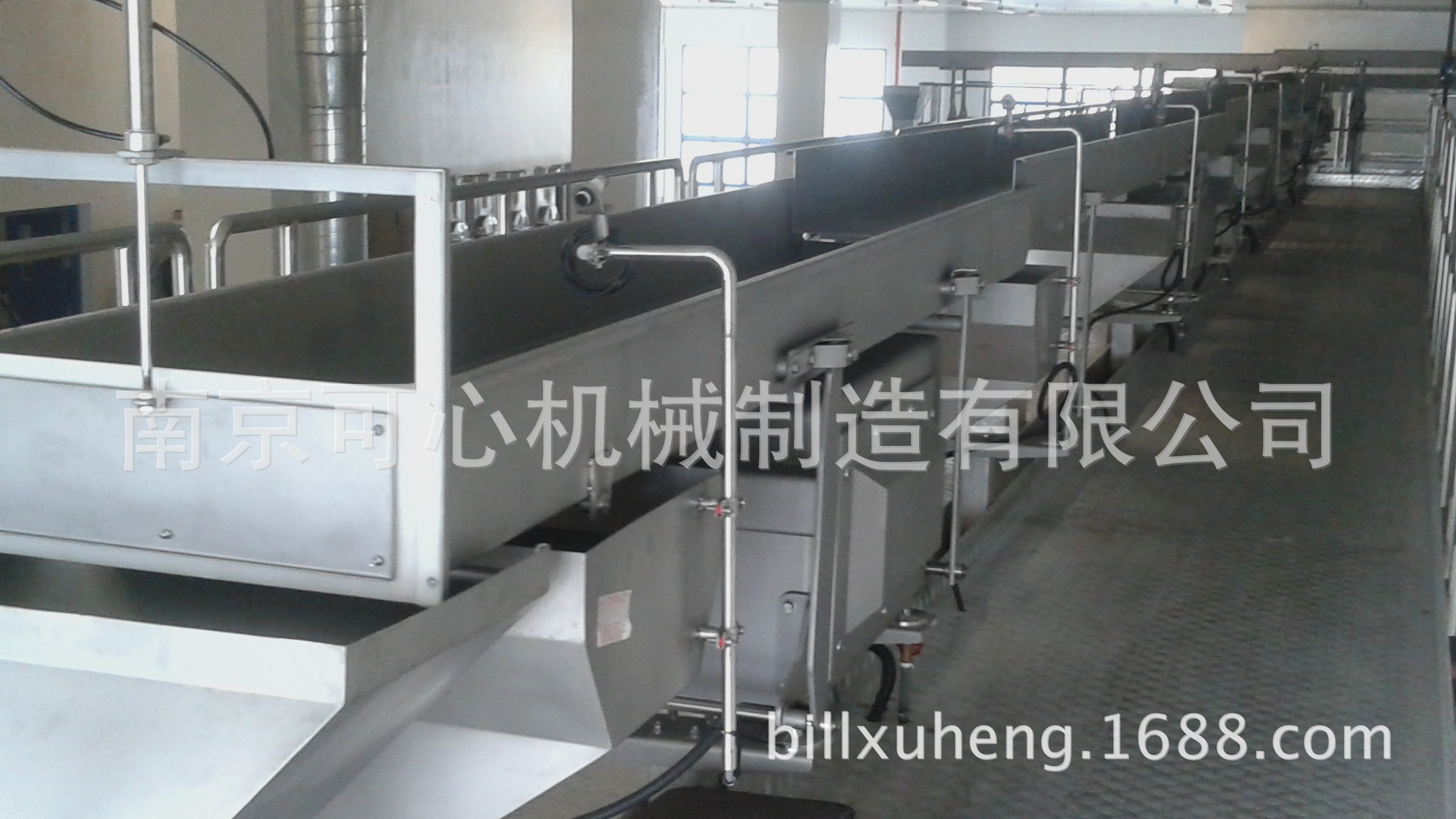 水平移動(dòng)輸送機(jī)包裝輸送分配線