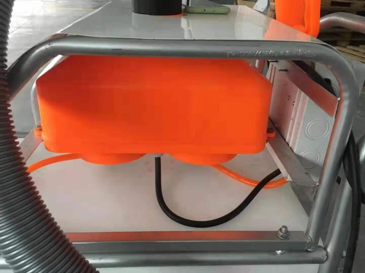 超低容量風(fēng)霧機(jī)