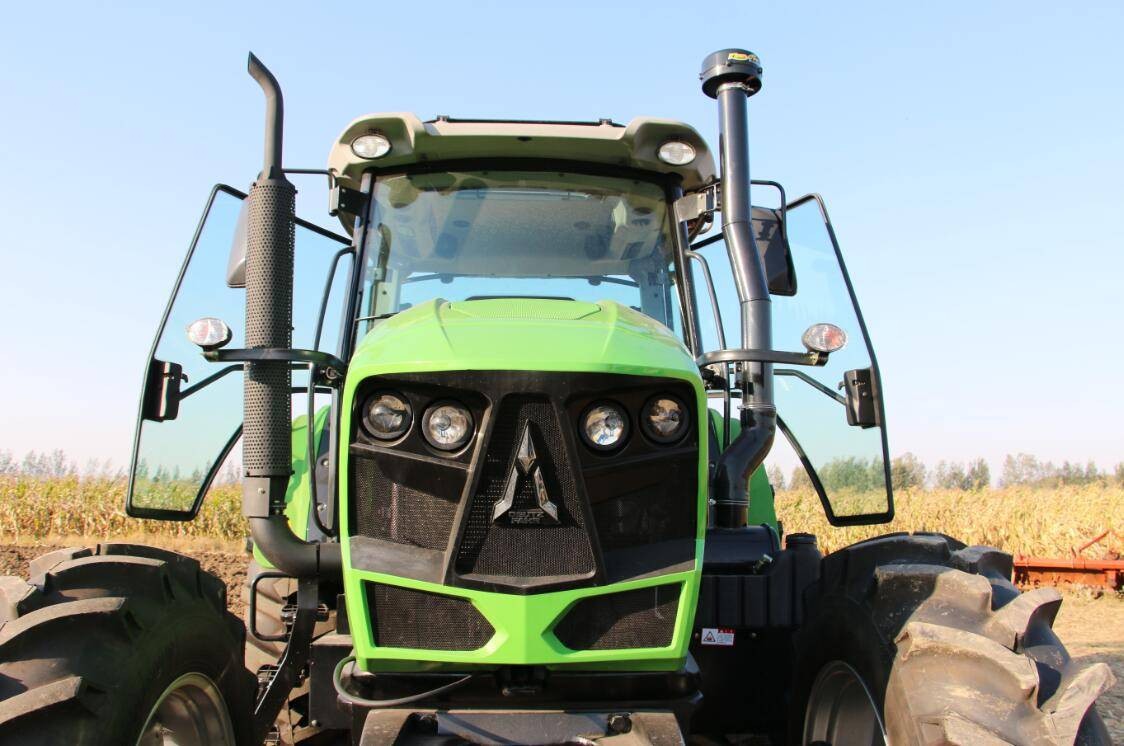 道依茨-法爾CD1304輪式拖拉機(jī)