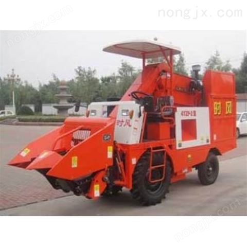 時風4YZP-2摘穗剝皮型自走式玉米收獲機