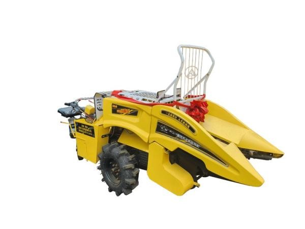 拉法山牌4YZ-1自走式玉米收獲機