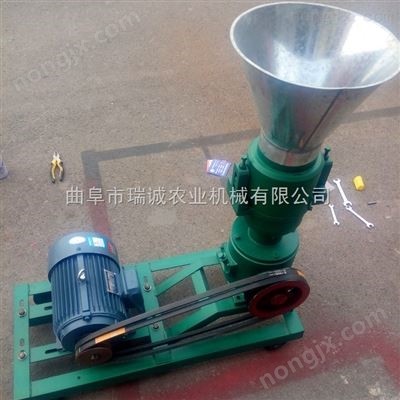 家用小型飼料顆粒機 牛羊秸稈顆粒飼料機平模 飼料機廠家