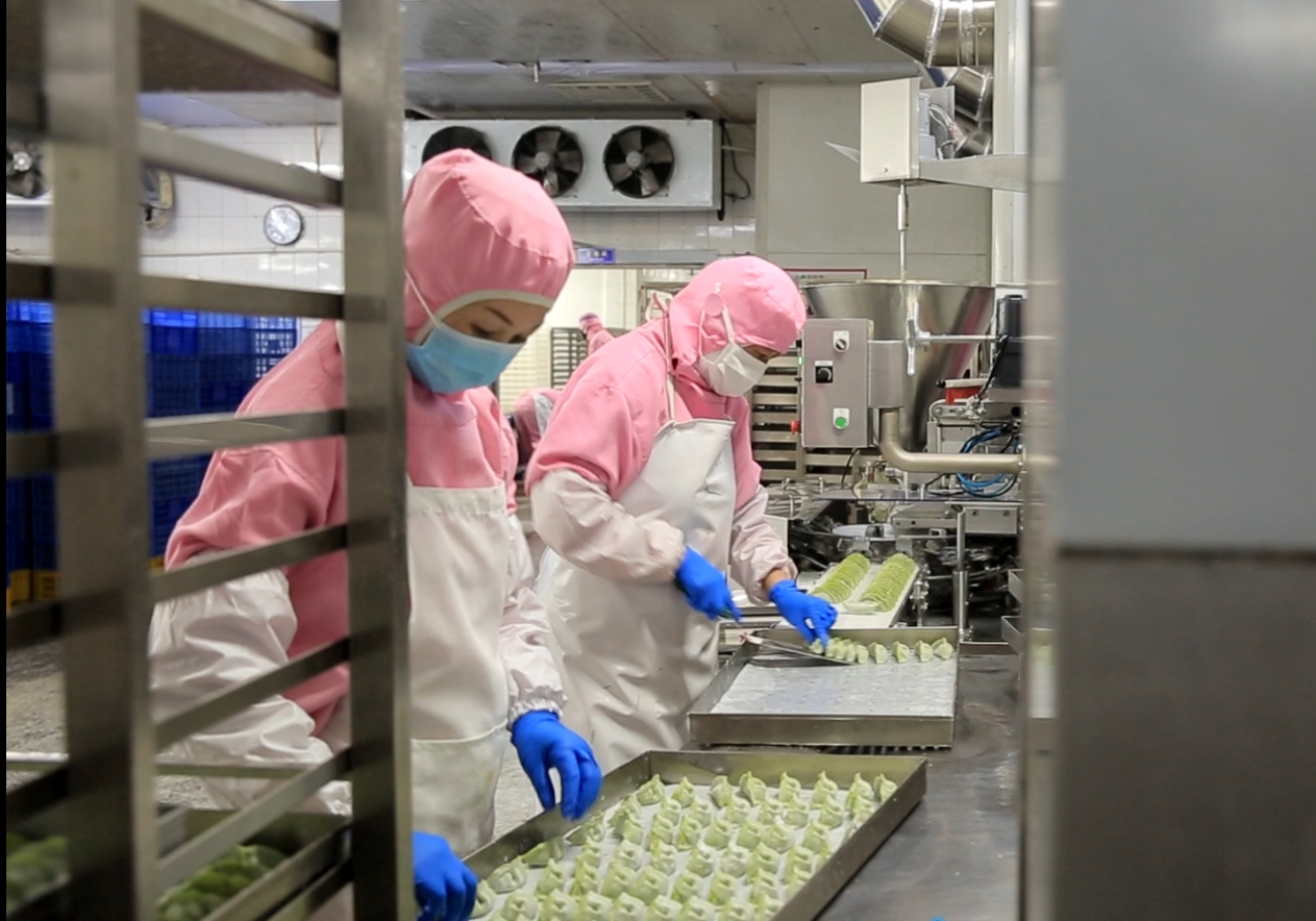 餃子源頭工廠探秘：智能制造如何還原古法風味？